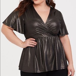 Torrid Size 00 Metallic Shiny top